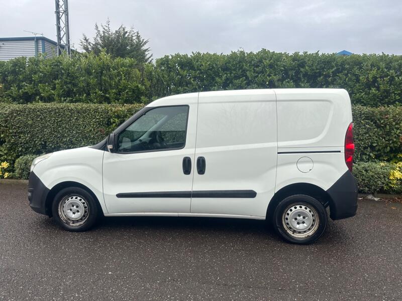 VAUXHALL COMBO